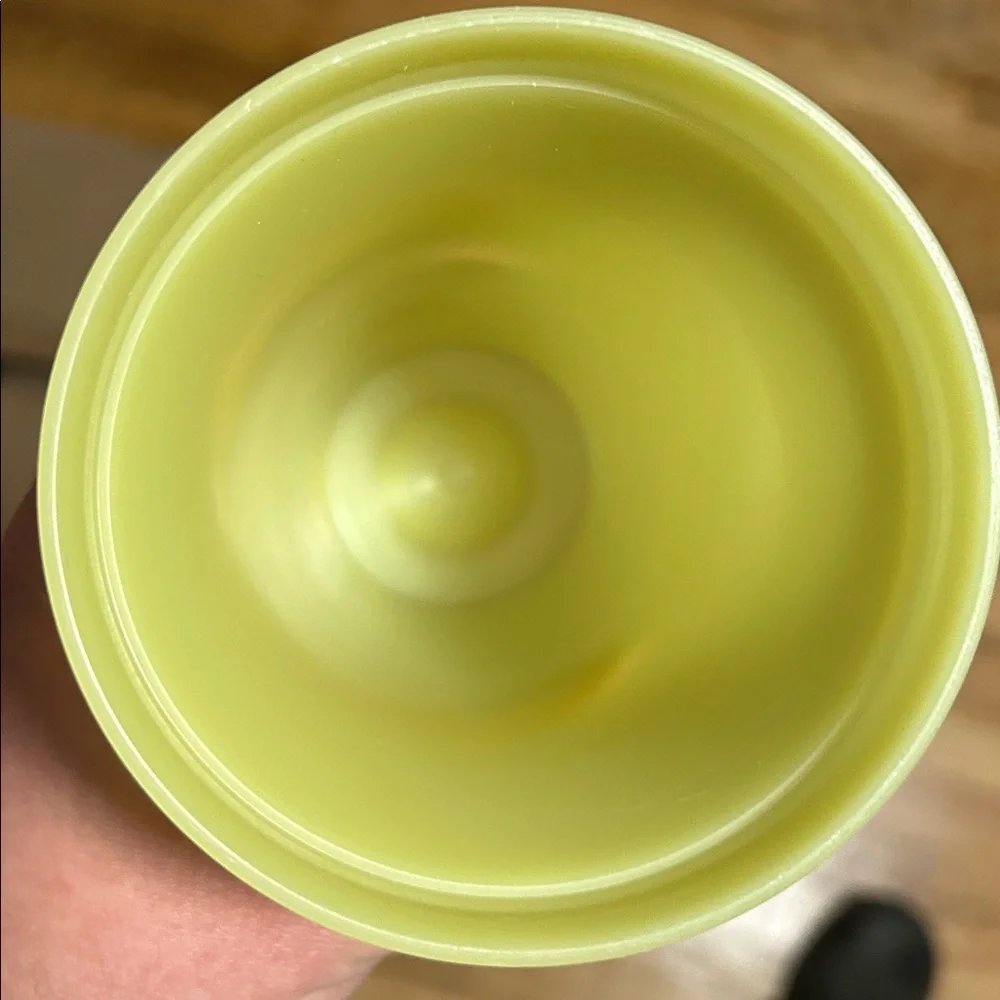 Tupperware - Picture 2 of 2